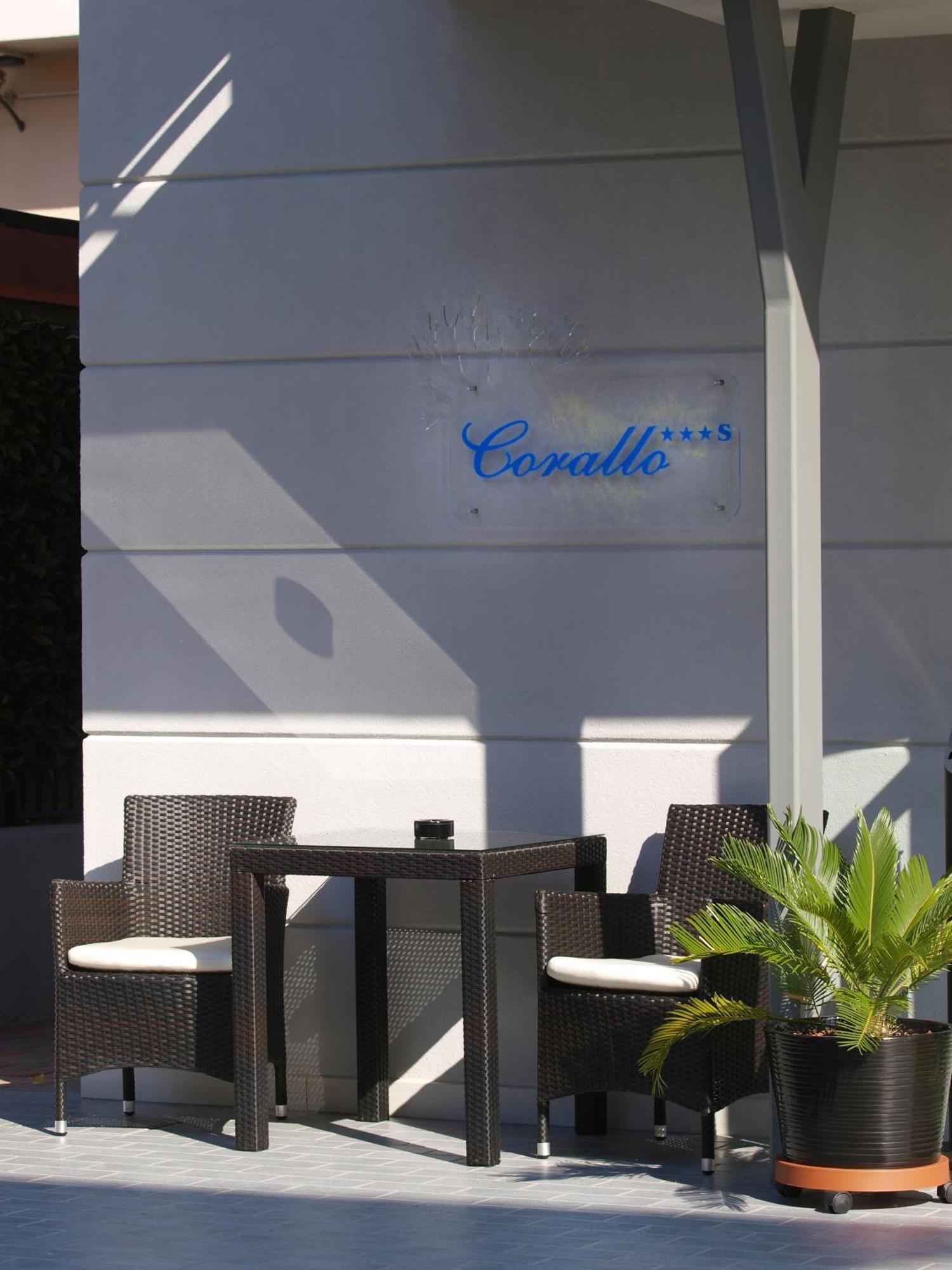 Hotel Garni Corallo Torbole Sul Garda Eksteriør billede